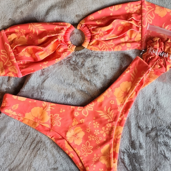 Kulani Kinis Swim Kulani Kini Bikini Plus Matching Scrunchie Nwot
